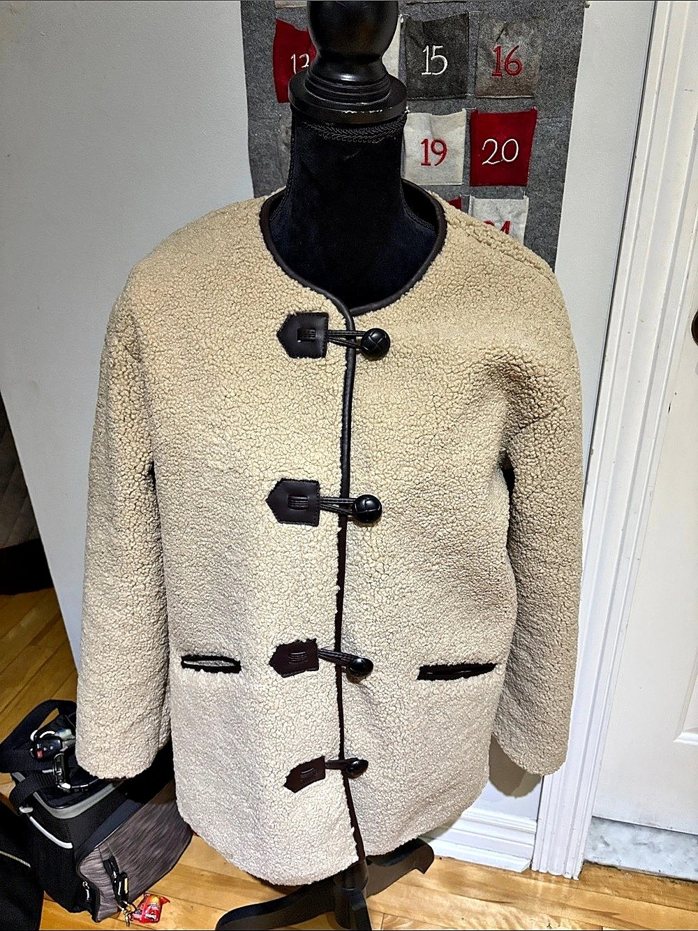 joie Teddy Jacket in Beige Size XS